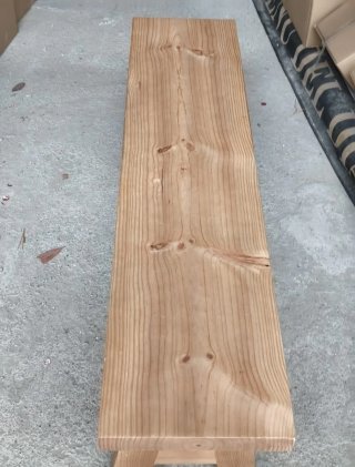 Bancos de madera para restaurante