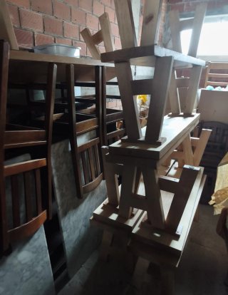 Bancos de madera para restaurante