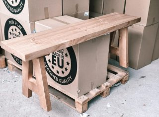 Bancos de madera para restaurante