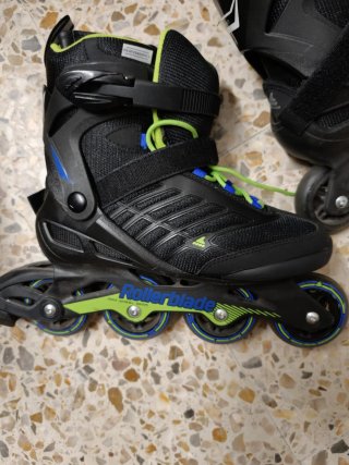 Patines en línea Rollerblade negros y verdes