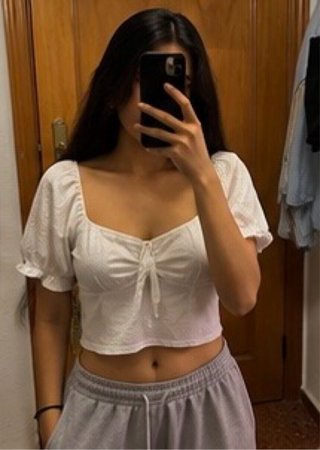 Camiseta blanca crop top