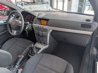 Opel Astra 2007