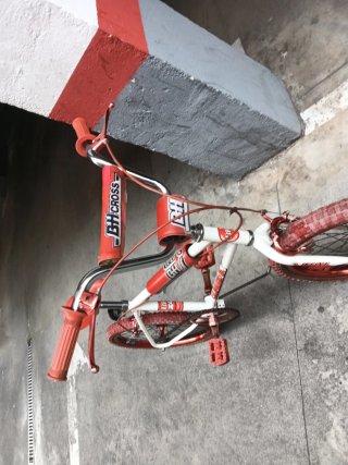 Bicicleta BMX California X4