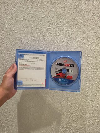 Lote 2 Juegos Baloncesto PS4: NBA 2K16 y 2K18