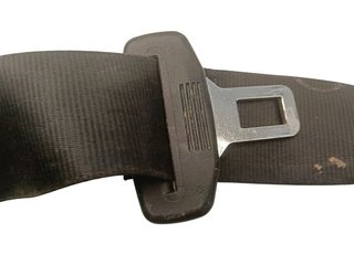 CINTURON SEGURIDAD TRASERO DERECHO VOLKSWAGEN GOL