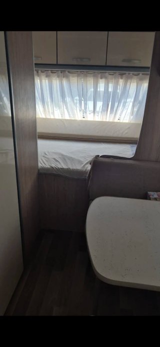 Caravana Across Safari 430/750kl