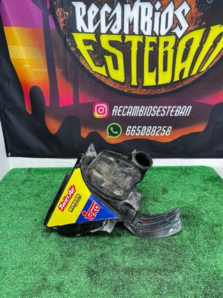 Caja Filtro Suzuki RM 250 1999