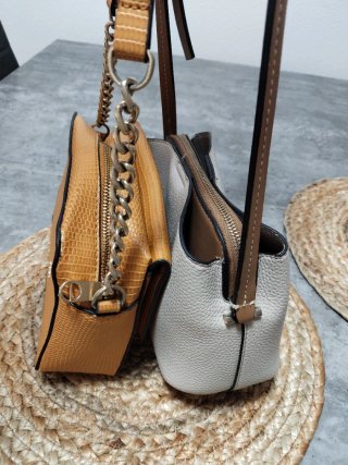 Lote 2 bolsos Parfois beige y naranja
