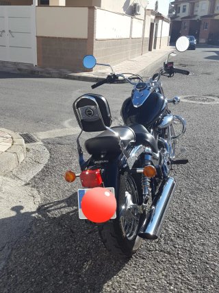 Suzuki Intruder 250CL Negra