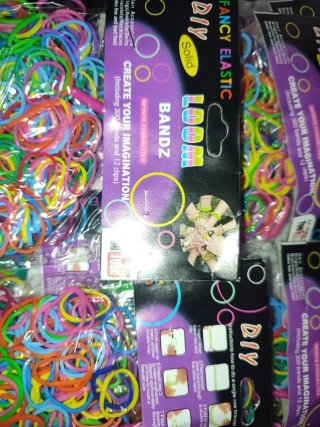 Lote 12 Paquetes Gomitas Loom Bands