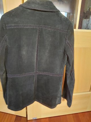 Chaqueta ante negra Mango