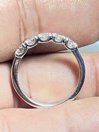 Anillo Cinquillo de Brillantes y Oro Blanco