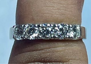 Anillo Cinquillo de Brillantes y Oro Blanco