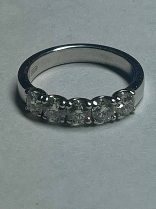 Anillo Cinquillo de Brillantes y Oro Blanco