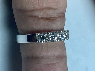 Anillo Cinquillo de Brillantes y Oro Blanco