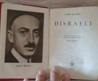Libros antiguos CRISOL DE AGUILAR de los años 50
