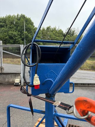 Elevador eléctrico ELIRA obra montacargas