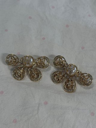 Pendientes Chanel Flor Dorados
