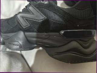 New Balance 9060 Talla 41.5 Nuevas Originales