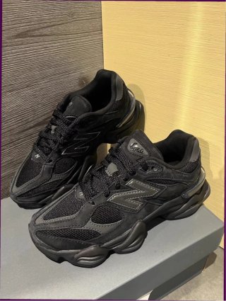 New Balance 9060 Negro Talla 44