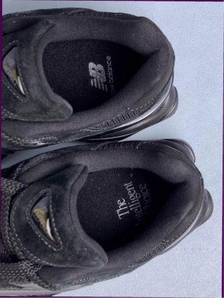 New Balance 9060 Negro Talla 40