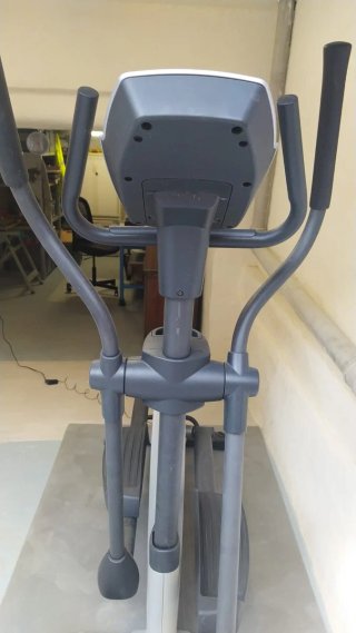 Elíptica NordicTrack Track E4.0i con Tarjeta SD