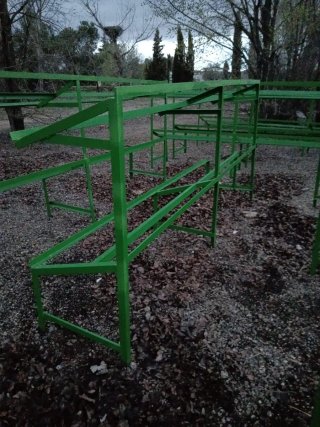 Estructura metálica frutería