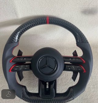 Volante Mercedes-Benz AMG // Volant Mercedes-Benz