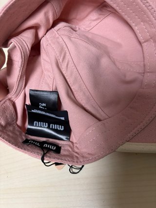 Gorra Miu Miu Rosa