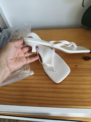 Chanclas blancas talla 42