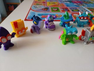 Juego de mesa Superthings: Juego de la Oca + regal