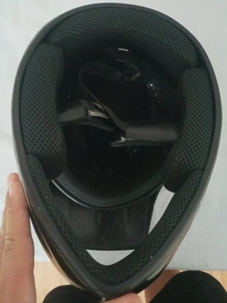 Casco Motocross Negro con Diseño Rojo