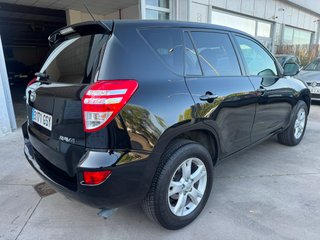 TOYOTA Rav4 2.2 D4D Active 4x2 2010