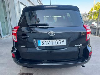 TOYOTA Rav4 2.2 D4D Active 4x2 2010