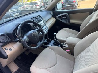 TOYOTA Rav4 2.2 D4D Active 4x2 2010