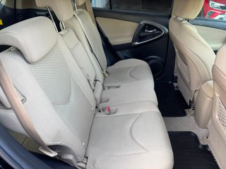 TOYOTA Rav4 2.2 D4D Active 4x2 2010