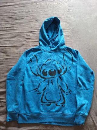 Sudadera azul con estampado de Stitch
