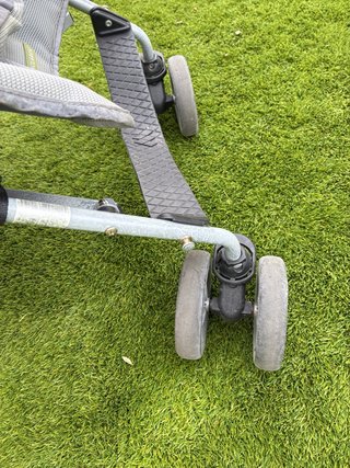 Carrito Bebé Maclaren Verde y Gris