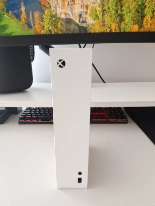 Xbox Series S + Accesorios