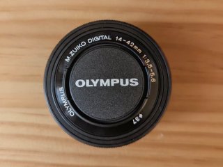 Olympus Pen EP-7 + Lentes 45mm 1.8, 18mm 1.8