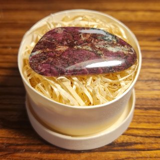 Eudialita pulida 24gr - Sangre de Dragón