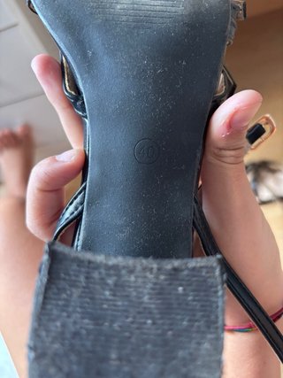 Tacones negros sandalias
