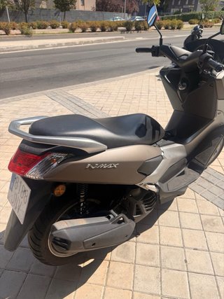 Yamaha NMAX 125 2016 Gris - 37000km
