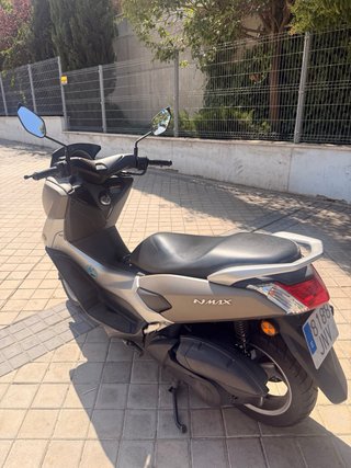 Yamaha NMAX 125 2016 Gris - 37000km