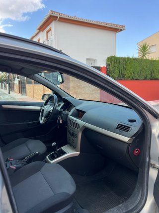 Opel Astra 2009 1.6 115cv etiqueta C