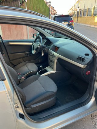 Opel Astra 2009 1.6 115cv etiqueta C