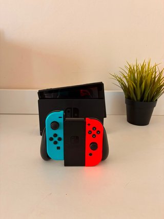 ¡Nueva! Nintendo Switch Completa + Accesorios