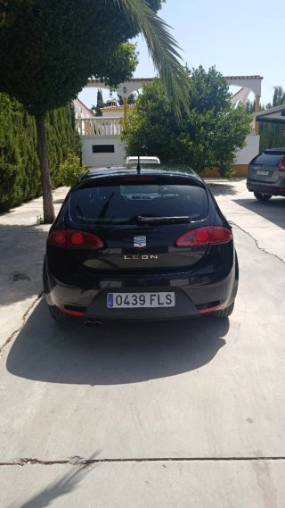 SEAT Leon 1.9 tdi reference.