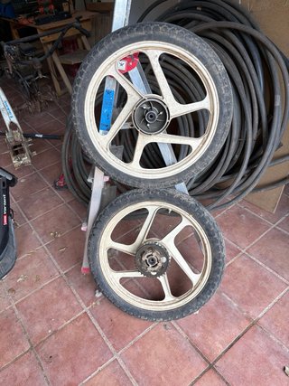 Piezas moto Derbi Variant Se vende el lote entero