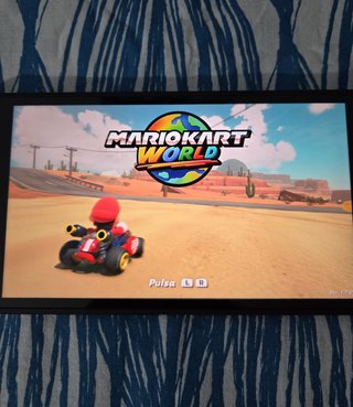 Nintendo Switch 2 + Mario kart World. Nueva